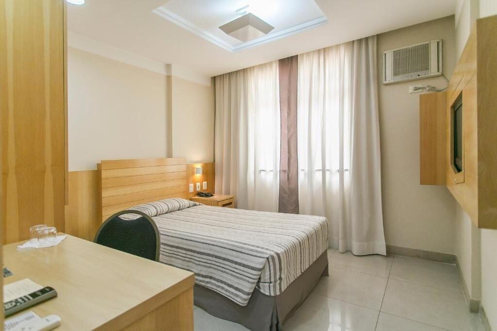 Hotel Atlantico Tower Rio de Janeiro Esterno foto A room at the hotel