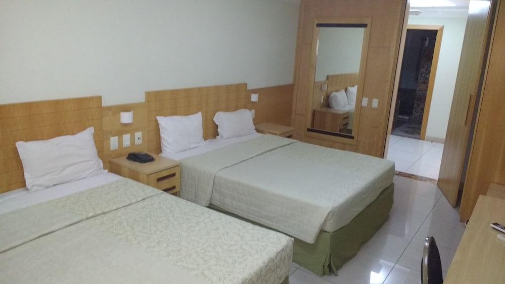 Hotel Atlantico Tower Rio de Janeiro Esterno foto A room at the hotel