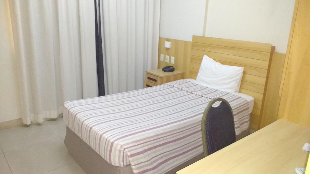 Hotel Atlantico Tower Rio de Janeiro Esterno foto A single room at the hotel