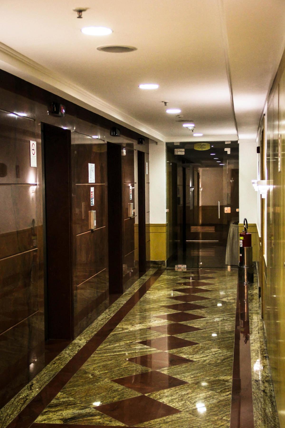 Hotel Atlantico Tower Rio de Janeiro Esterno foto Elevator lobby