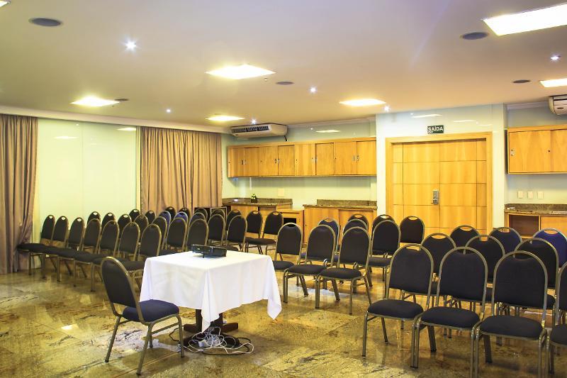 Hotel Atlantico Tower Rio de Janeiro Esterno foto A meeting room in a hotel