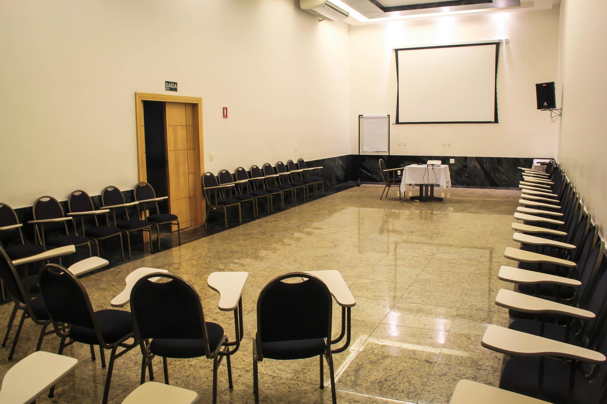 Hotel Atlantico Tower Rio de Janeiro Esterno foto A meeting room