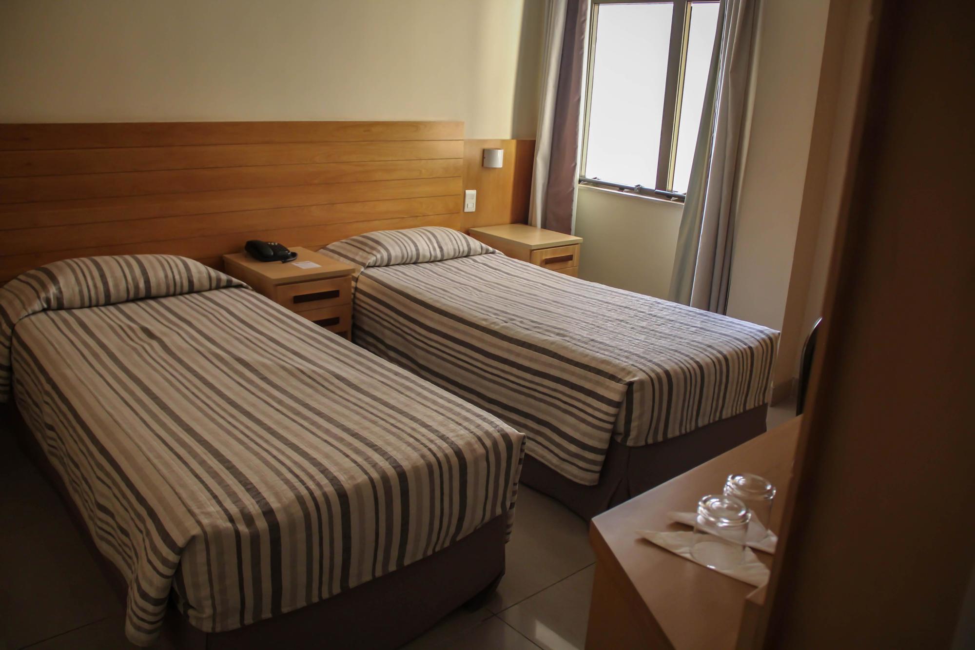 Hotel Atlantico Tower Rio de Janeiro Esterno foto Two beds in a hotel room