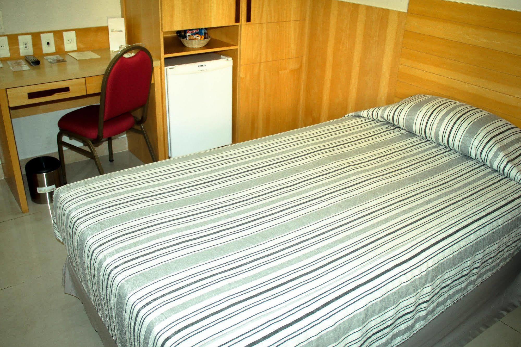 Hotel Atlantico Tower Rio de Janeiro Esterno foto A single room at the hotel