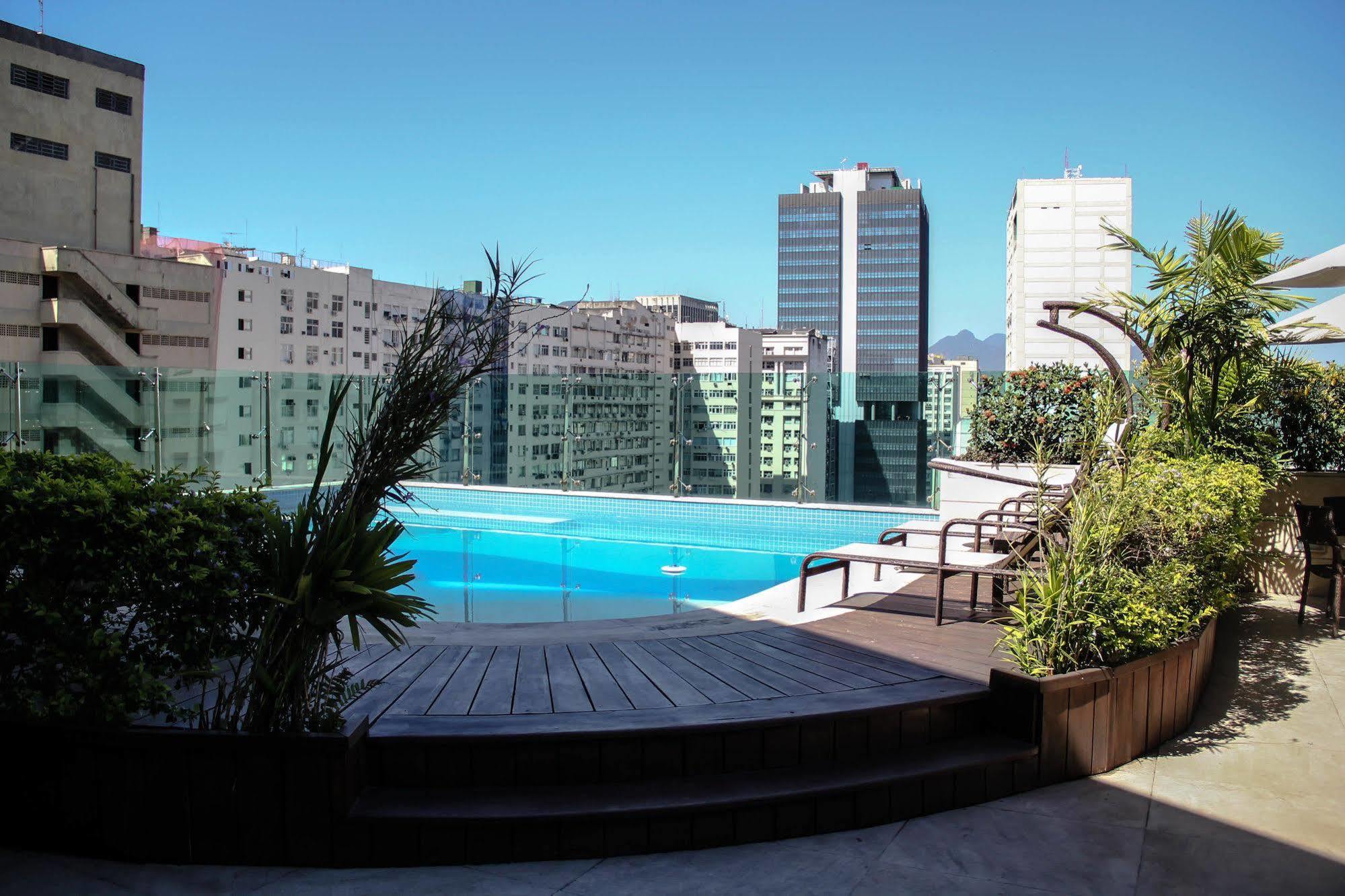 Hotel Atlantico Tower Rio de Janeiro Esterno foto The pool of the hotel